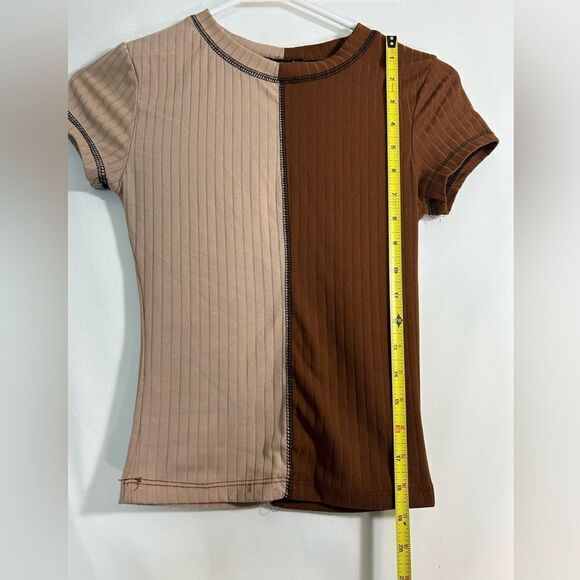 Rue 21 Two tone stitched baby doll T-shirt brown and tan cropped top - Picture 4 of 6
